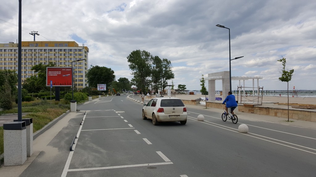 Mamaia - Promenada Restaurant Flora B